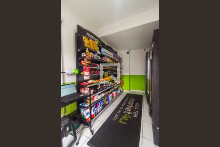 Apartamento para alugar com 42m², 2 quartos e sem vaga Apartamento para alugar com 42m², 2 quartos e sem vagaMini Mercado