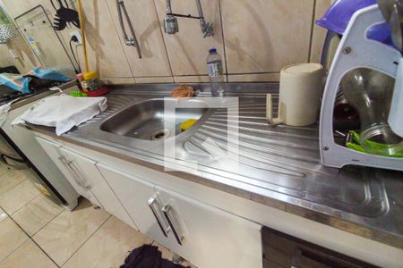 Casa à venda com 250m², 4 quartos e 3 vagas Casa à venda com 250m², 4 quartos e 3 vagasCozinha