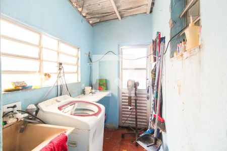 Casa à venda com 250m², 4 quartos e 3 vagas Casa à venda com 250m², 4 quartos e 3 vagasÁrea de Serviço