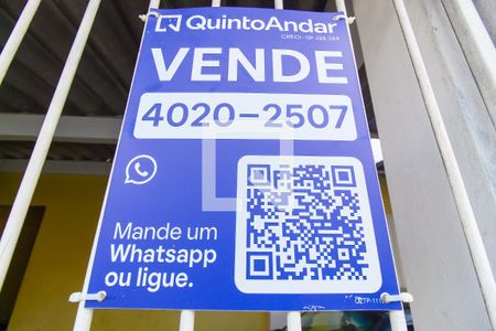 Casa à venda com 250m², 4 quartos e 3 vagas Casa à venda com 250m², 4 quartos e 3 vagasOZTP - 111?