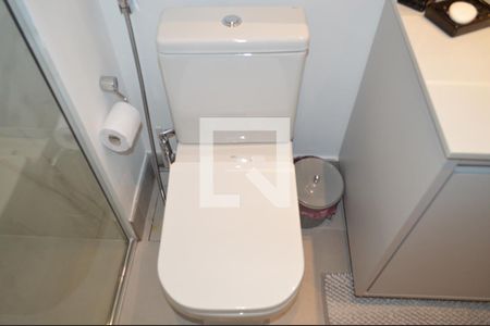 Apartamento à venda com 104m², 2 quartos e 2 vagasBanheiro da Suíte 1