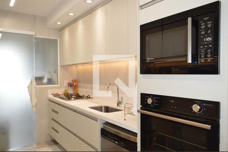 Apartamento à venda com 104m², 2 quartos e 2 vagasCozinha