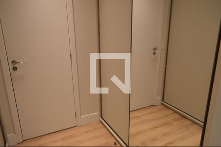 Apartamento à venda com 104m², 2 quartos e 2 vagasCloset