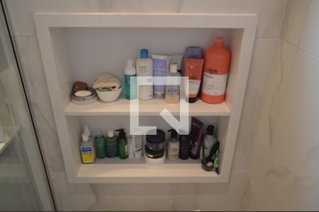 Apartamento à venda com 104m², 2 quartos e 2 vagasBanheiro da Suíte 2