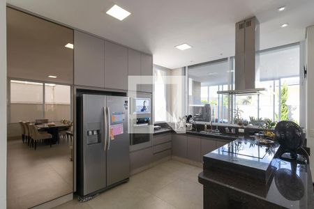 Casa de condomínio à venda com 360m², 5 quartos e 4 vagasCozinha