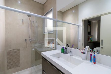 Casa de condomínio à venda com 360m², 5 quartos e 4 vagasBanheiro da suíte 5