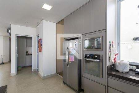 Casa de condomínio à venda com 360m², 5 quartos e 4 vagasCozinha