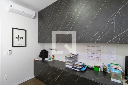 Casa de condomínio à venda com 360m², 5 quartos e 4 vagasEscritório