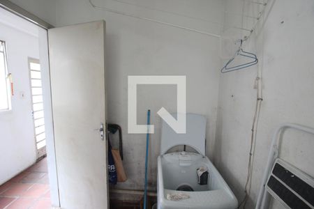 Casa à venda com 152m², 3 quartos e 1 vagaÁrea de Serviço