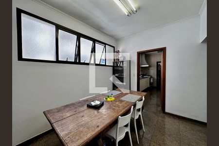 Apartamento à venda com 195m², 4 quartos e 4 vagasCopa