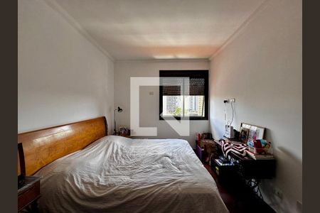 Apartamento à venda com 195m², 4 quartos e 4 vagasSuíte 1