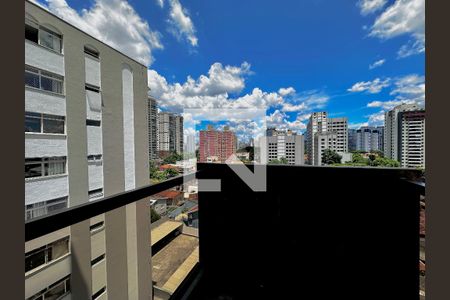 Apartamento à venda com 195m², 4 quartos e 4 vagasSacada Suíte 1