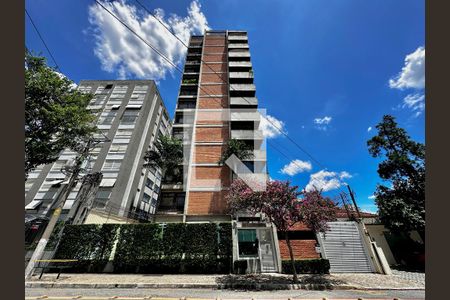 Apartamento à venda com 195m², 4 quartos e 4 vagasFachada