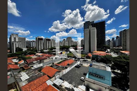 Apartamento à venda com 195m², 4 quartos e 4 vagasVista