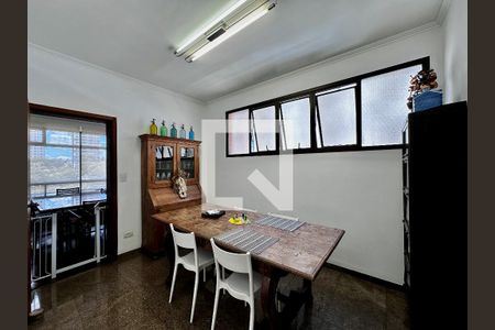 Apartamento à venda com 195m², 4 quartos e 4 vagasCopa