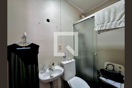 Apartamento à venda com 195m², 4 quartos e 4 vagasBanheiro de Serviço