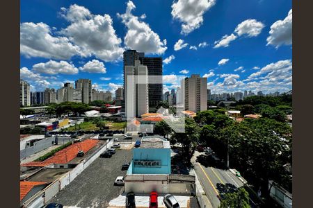 Apartamento à venda com 195m², 4 quartos e 4 vagasVista