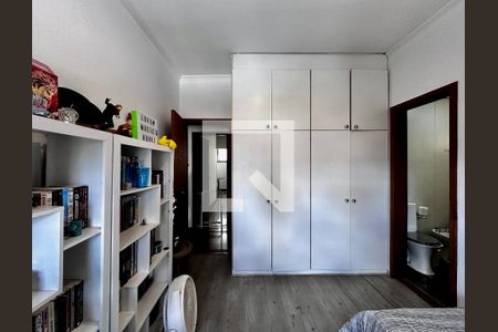 Apartamento à venda com 195m², 4 quartos e 4 vagasSuíte 2