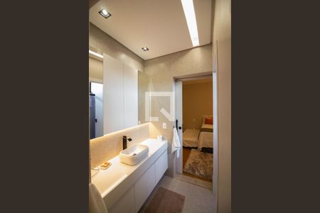 Casa para alugar com 500m², 5 quartos e 6 vagasQuarto 3 - Banheiro