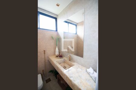 Casa para alugar com 500m², 5 quartos e 6 vagasLavabo
