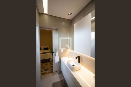 Casa para alugar com 500m², 5 quartos e 6 vagasBanheiro - Quarto 1