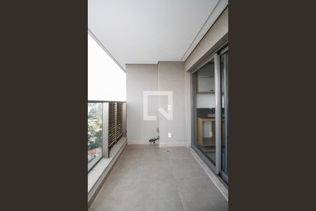 Studio para alugar com 38m², 1 quarto e 1 vaga Studio para alugar com 38m², 1 quarto e 1 vagaVaranda