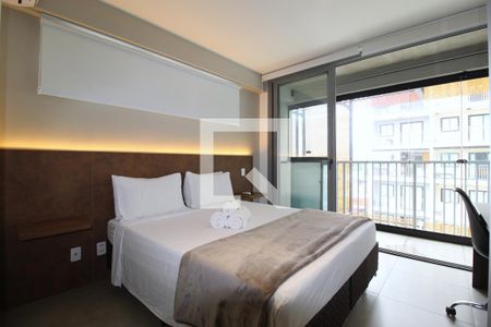 Sala/Quarto de kitnet/studio para alugar com 1 quarto, 30m² em Indianópolis, São Paulo