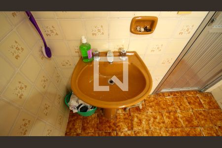 Casa à venda com 240m², 4 quartos e 2 vagas Casa à venda com 240m², 4 quartos e 2 vagasBanheiro