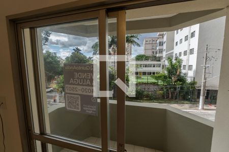 Apartamento à venda com 35m², 1 quarto e 1 vagaPlaquinha