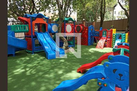 Apartamento para alugar com 52m², 2 quartos e 1 vagaÁrea comum - Playground