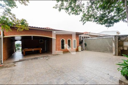 Casa para alugar com 250m², 5 quartos e 5 vagasGaragem