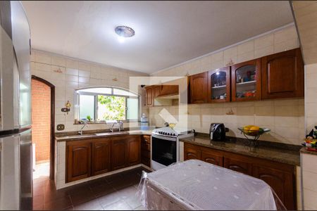 Casa para alugar com 250m², 5 quartos e 5 vagasCozinha