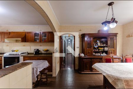 Casa para alugar com 250m², 5 quartos e 5 vagasCozinha