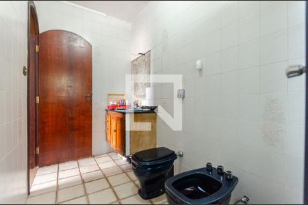 Casa para alugar com 250m², 5 quartos e 5 vagasSuíte 1 - banheiro