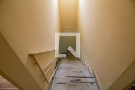 Escada de casa à venda com 3 quartos, 234m² em Campo Belo, São Paulo