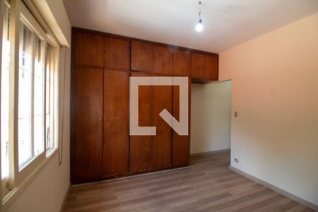 Casa à venda com 234m², 3 quartos e 2 vagasQuarto 3 - Suíte