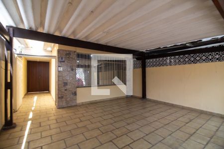 Casa à venda com 234m², 3 quartos e 2 vagasGaragem