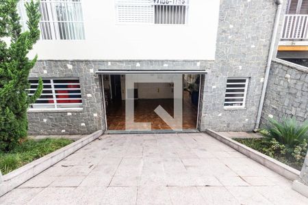Casa para alugar com 250m², 3 quartos e 3 vagas Casa para alugar com 250m², 3 quartos e 3 vagasGaragem