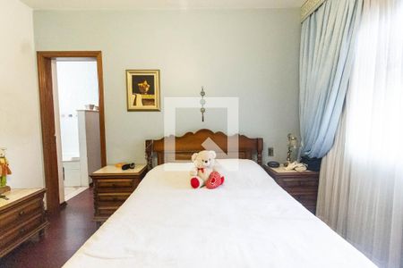 Casa para alugar com 250m², 3 quartos e 3 vagas Casa para alugar com 250m², 3 quartos e 3 vagasQuarto 2