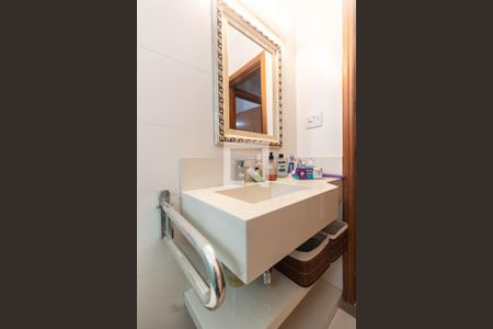 Casa para alugar com 250m², 3 quartos e 3 vagas Casa para alugar com 250m², 3 quartos e 3 vagasBanheiro