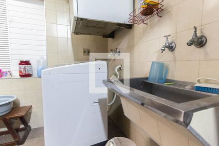 Casa para alugar com 250m², 3 quartos e 3 vagas Casa para alugar com 250m², 3 quartos e 3 vagasÁrea de serviço 3