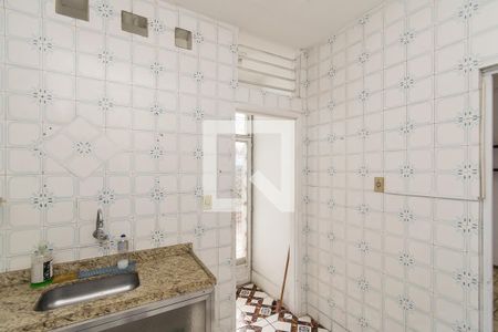 Casa à venda com 200m², 4 quartos e 3 vagasCasa dos fundos - Cozinha