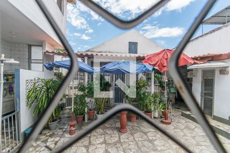 Casa à venda com 200m², 4 quartos e 3 vagasCasa dos fundos - Vista da Sala