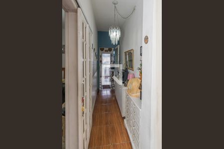 Casa à venda com 200m², 4 quartos e 3 vagasCorredor