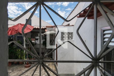 Casa à venda com 200m², 4 quartos e 3 vagasCasa dos fundos - Vista do Quarto