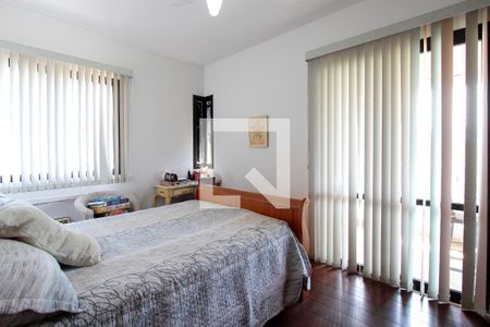 Apartamento à venda com 216m², 4 quartos e 3 vagasQuarto 3 suíte