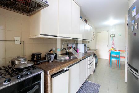 Apartamento à venda com 216m², 4 quartos e 3 vagasCozinha