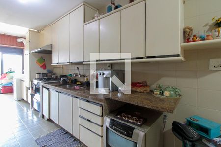 Apartamento à venda com 216m², 4 quartos e 3 vagasCozinha