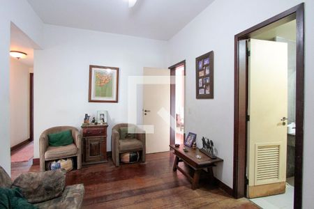 Apartamento à venda com 216m², 4 quartos e 3 vagasSala de TV