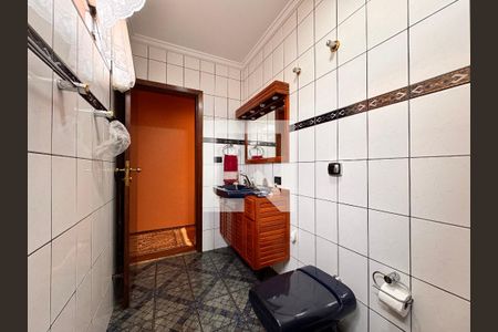 Casa para alugar com 309m², 3 quartos e 4 vagasBanheiro